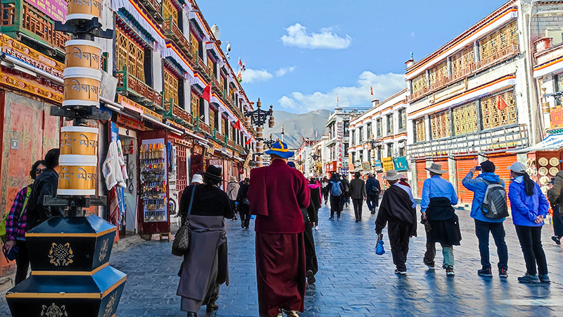 Barkhor Street, Lhasa
