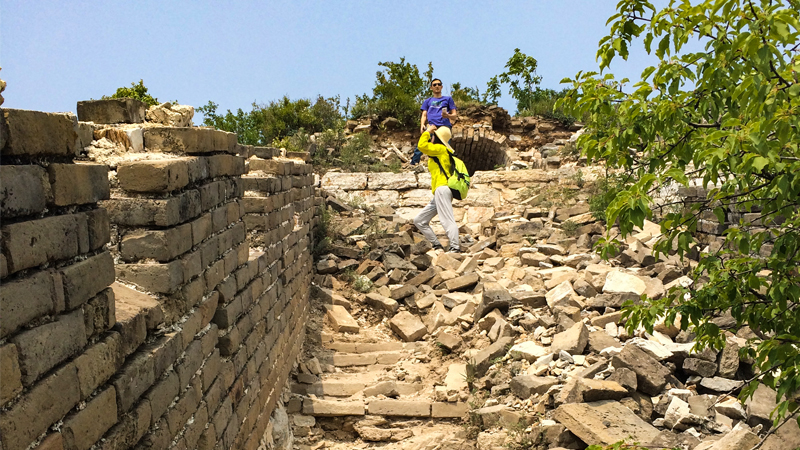 On the Way From Jiankou to Mutianyu