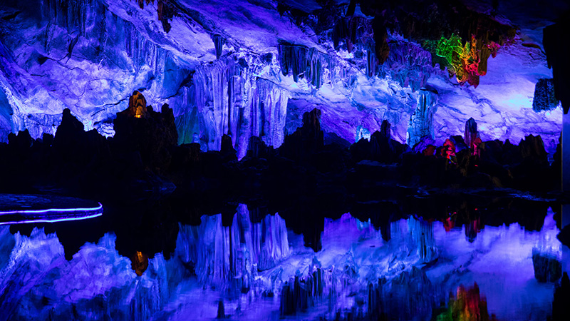 The scenery in Reed Flute Cave