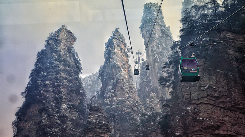 The cable car views of Huangshizhai